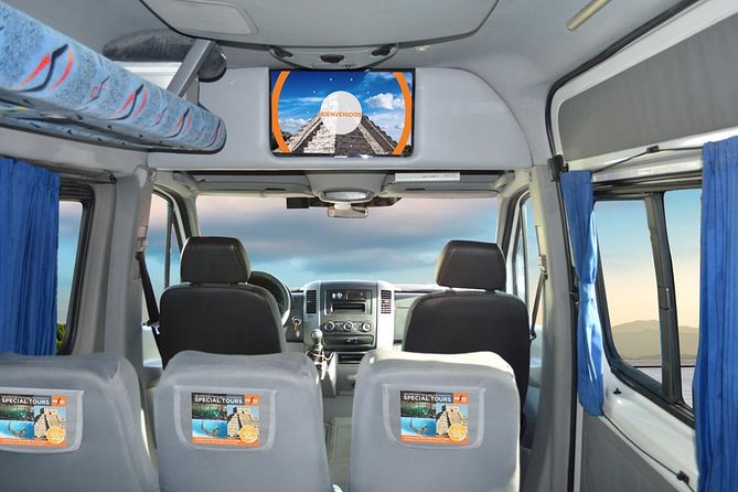 Shared Transfer: From/to Montego Bay International Airport - Price and value: what $9.75 really buys you