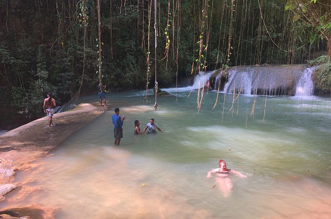 South Coast Jamaica YS Falls Tour - Facilities That Make the Whole Day Easier