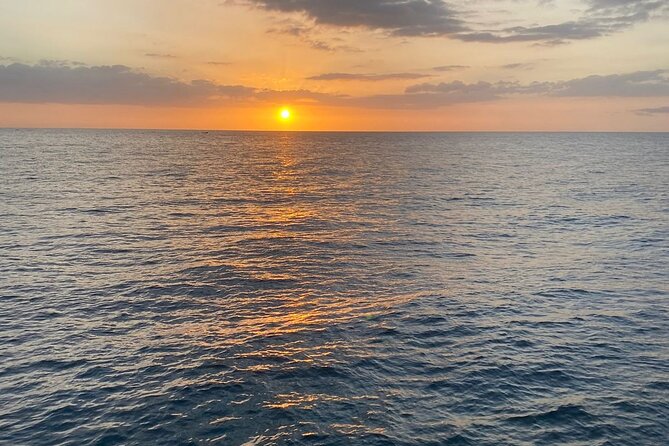 Sunset Booze Cruise in Negril - Rick’s Cafe Stop: Drinks, Dancing, and Your Clifftop Moment