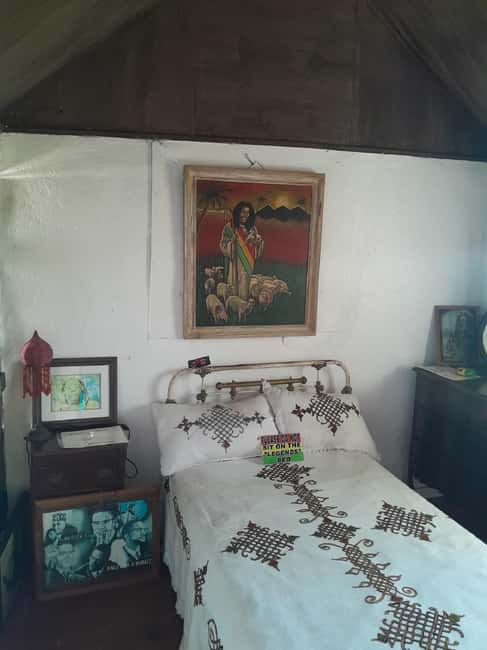The Official Nine Mile Bob Marley Museum Guided Tour - The photo stop, free time, shopping, and scenic views on the way