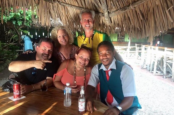 Tour to Negril 7 Miles Beach and Rick’s Cafe from Montego Bay - Rick’s Café in West End: Sunset Views and the Cliff Jump Choice