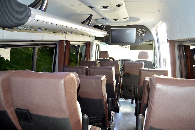 Transportation Services From Sangster Airport From/To Negril Hotels - What the Ride From Sangster to Negril Feels Like