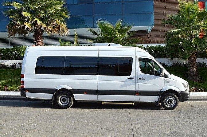 Transportation Services From Sangster Airport From/To Negril Hotels - Who This Transfer Suits Best